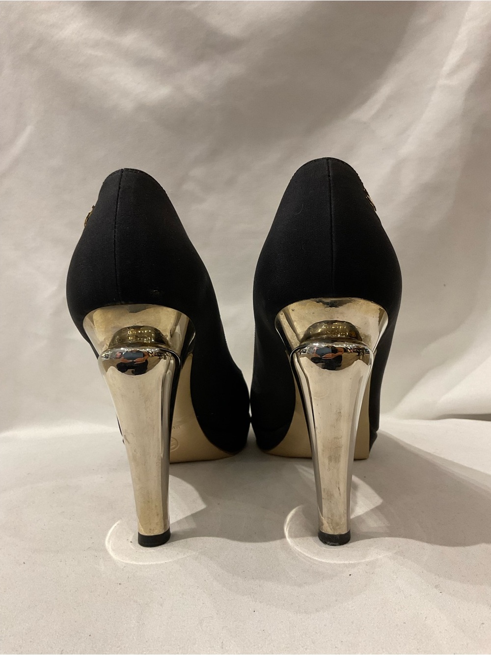 Chanel Pumps - Picture 3 of 6